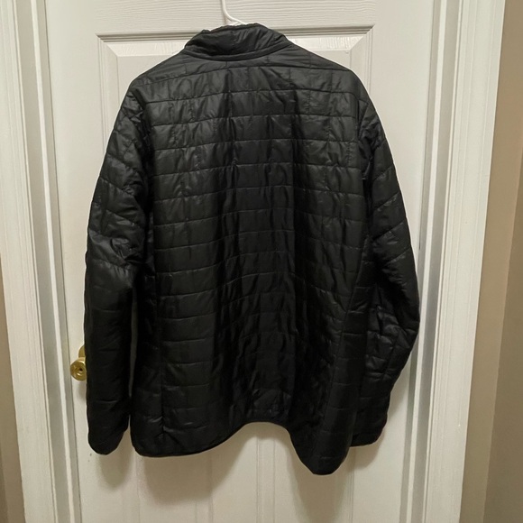 Patagonia Men's Black Nano Puff Pullover (Half-Zip Insulated Jacket) - Picture 4 of 4